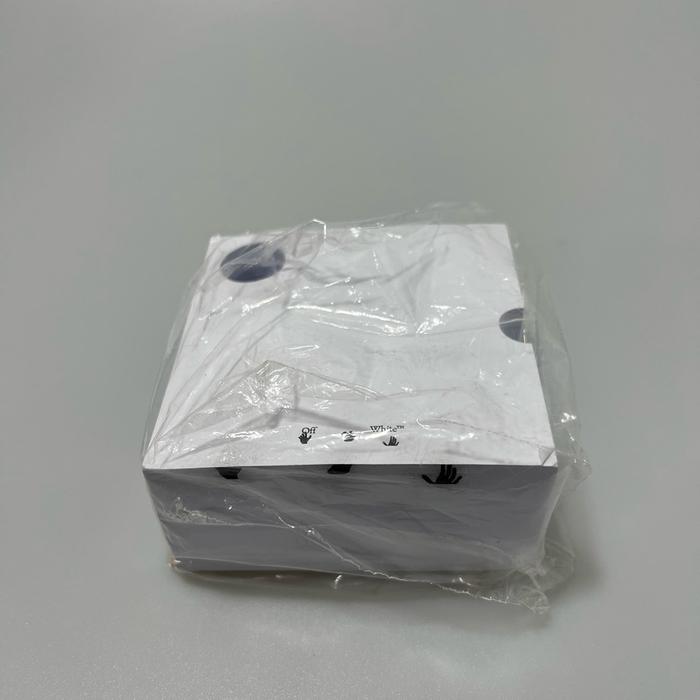 Off-White Sticky Note Cube White $120